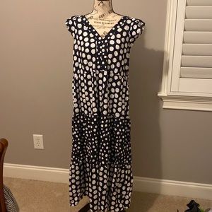Loft maxi dress black and white pattern
